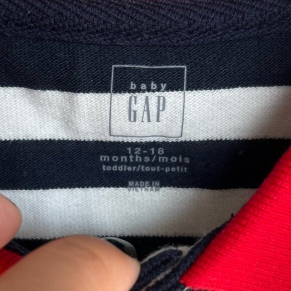 🩷Baby Gap, Short Sleeve Stripe Polo Shirt. Size: 12-18 months. NWT - Picture 3 of 11